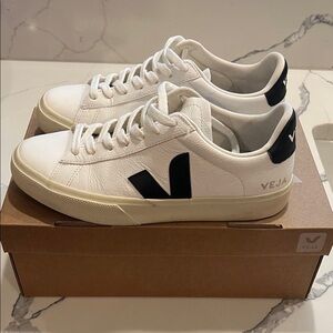 Veja White and Black Low-Top Sneakers